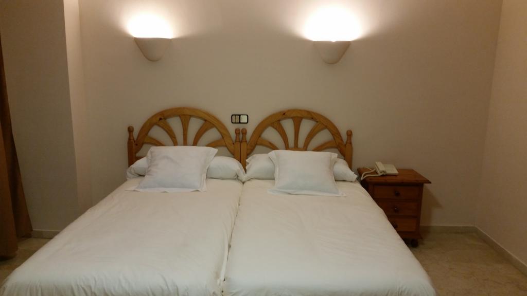 Hotel Balcon De กาซอร์ลา ภายนอก รูปภาพ