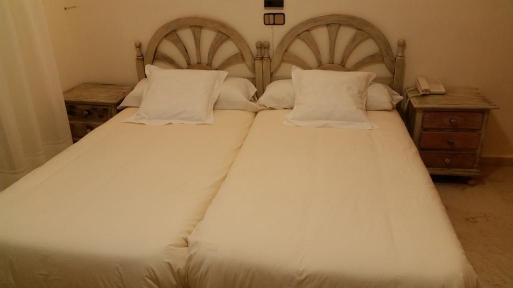 Hotel Balcon De กาซอร์ลา ภายนอก รูปภาพ
