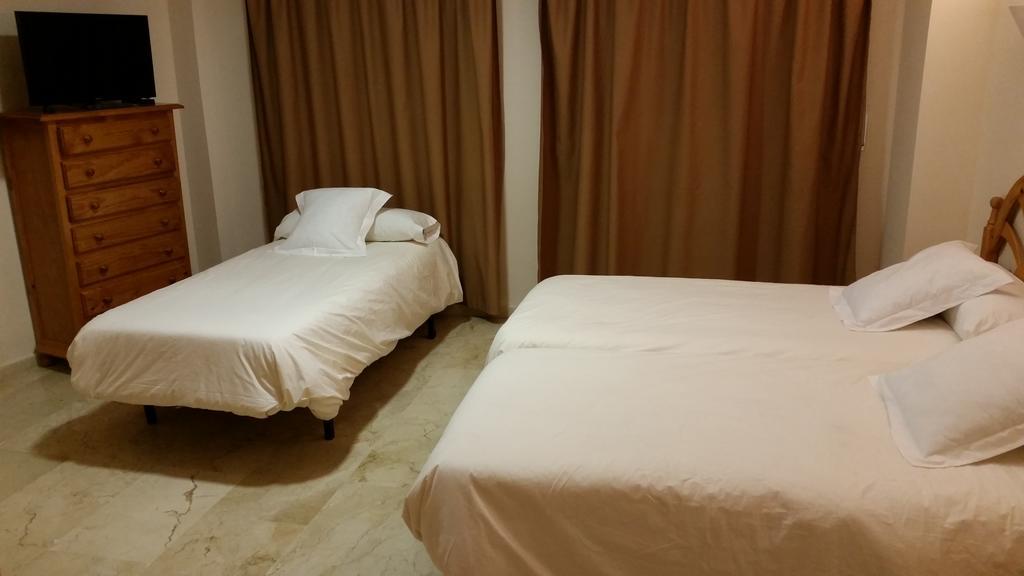 Hotel Balcon De กาซอร์ลา ภายนอก รูปภาพ